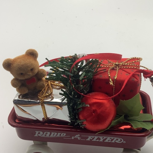 Vintage 1995 Radio Flyer Ornament - Picture 2 of 9